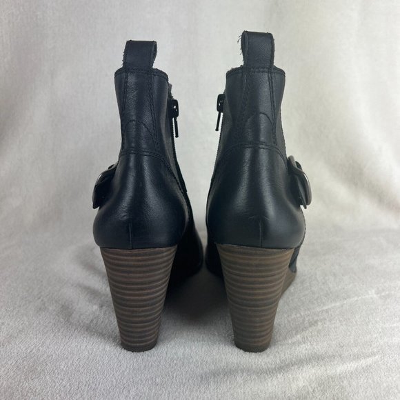 Lucky Brand Yishi Ankle Booties 8.5 Black Leather Stacked Wedge Zip Buck… - Picture 3 of 12
